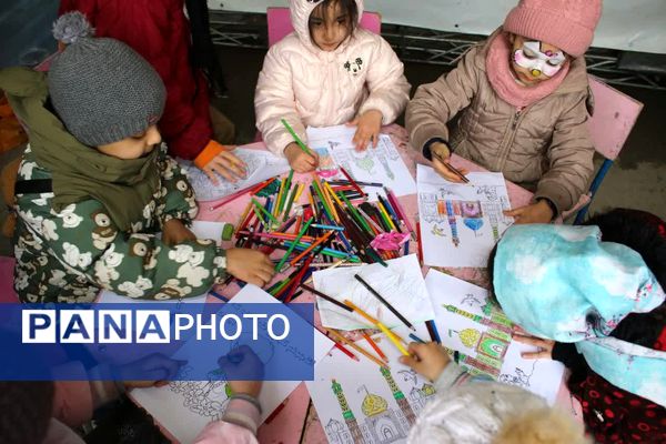 شادپیمایی خانوادگی جشن نیمه شعبان در قم