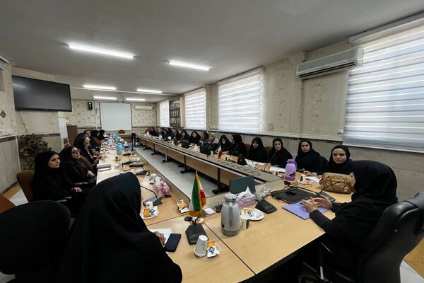 جلسه توجیهی مدیران متوسطه اول و دوم برای طرح مکمل یاری