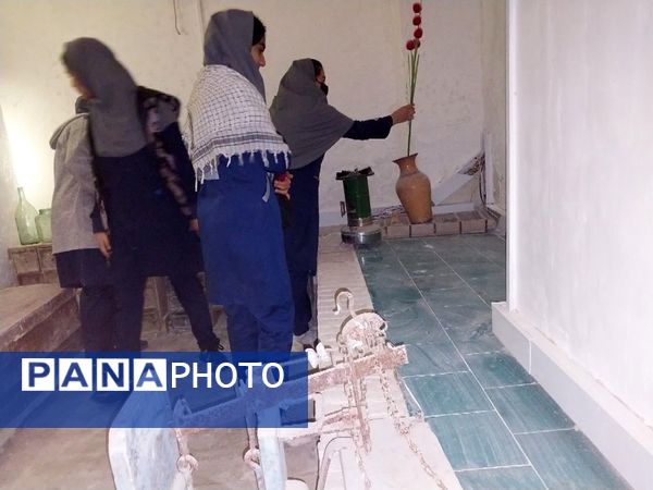 بازدید دانش‌‌آموزان آموزشگاه فدک از موزه میراث فرهنگی 