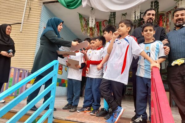 «جام اقتدار» در دبستان پانزده خرداد ناحیه دو شهرری 