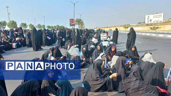 تجمع بسیجیان در بندرعباس