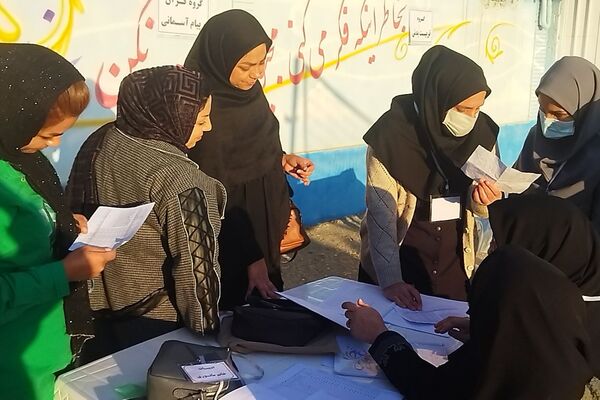 طرح دیدار و ارائه کارنامه هشدار در دبیرستان مهر نیشابور