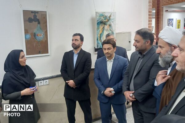 ردپایی از نقش و نگار در نمایشگاه دائمی شهرداری قرچک با آثار جشنواره دانش‌آموزی فرهنگی- هنری فردا