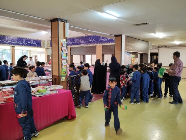 نمایشگاه کتاب کانون مهدیه همدان