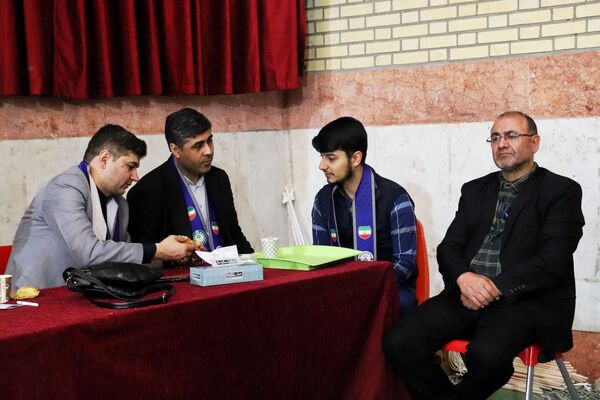 اولین روز اردوی آموزشی مربیان کاردان سازمان دانش‌آموزی آذربایجان شرقی