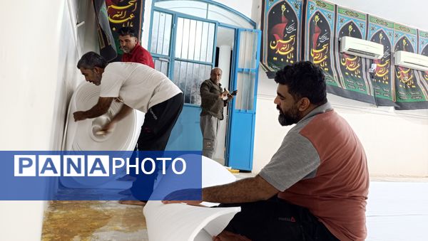 حسینیه حضرت ابوالفضل(ع) در استقبال از ماه محرم سیاه پوش و غبارروبی شد