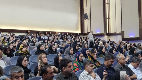 پیوند اولیا و مربیان پیوند تربیت و آموزش 