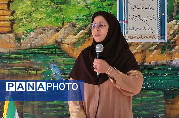 ویژه برنامه هفته بهداشت روان در دبیرستان فیاض کاشمر