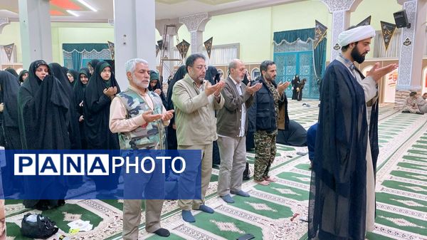 اردو راهیان نور دانش‌آموزی و بازدید از مناطق عملیاتی جنوب کشور و یادمان‌های شهدای دفاع مقدس