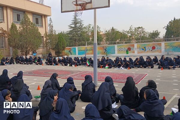 المپیاد ورزشی درون مدرسه‌ای به مناسبت هفته تربیت‌بدنی در دبیرستان دخترانه فدک