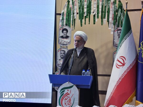 شهدای کارمند ؛ پل ارتباطی میان خدمت و ایثار