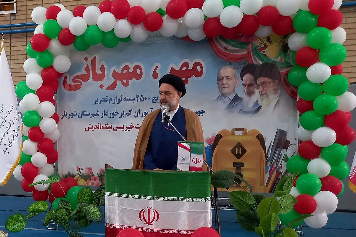 تلاش‌ مسئولین باید منجر به خدمت به مردم شود