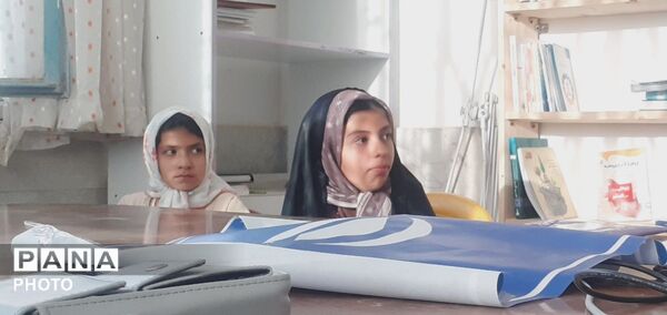 هم اندیشی دختران خبرنگاردر کانون لقمان کاشمر