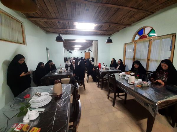 مراسم تقدیر از دانش‌آموزان میدان ۱۴صفر۲ ناحیه ۷ مشهد