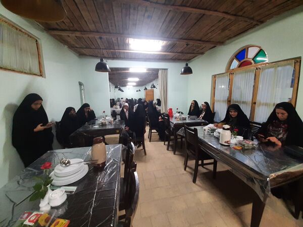 مراسم تقدیر از دانش‌آموزان میدان ۱۴صفر۲ ناحیه ۷ مشهد