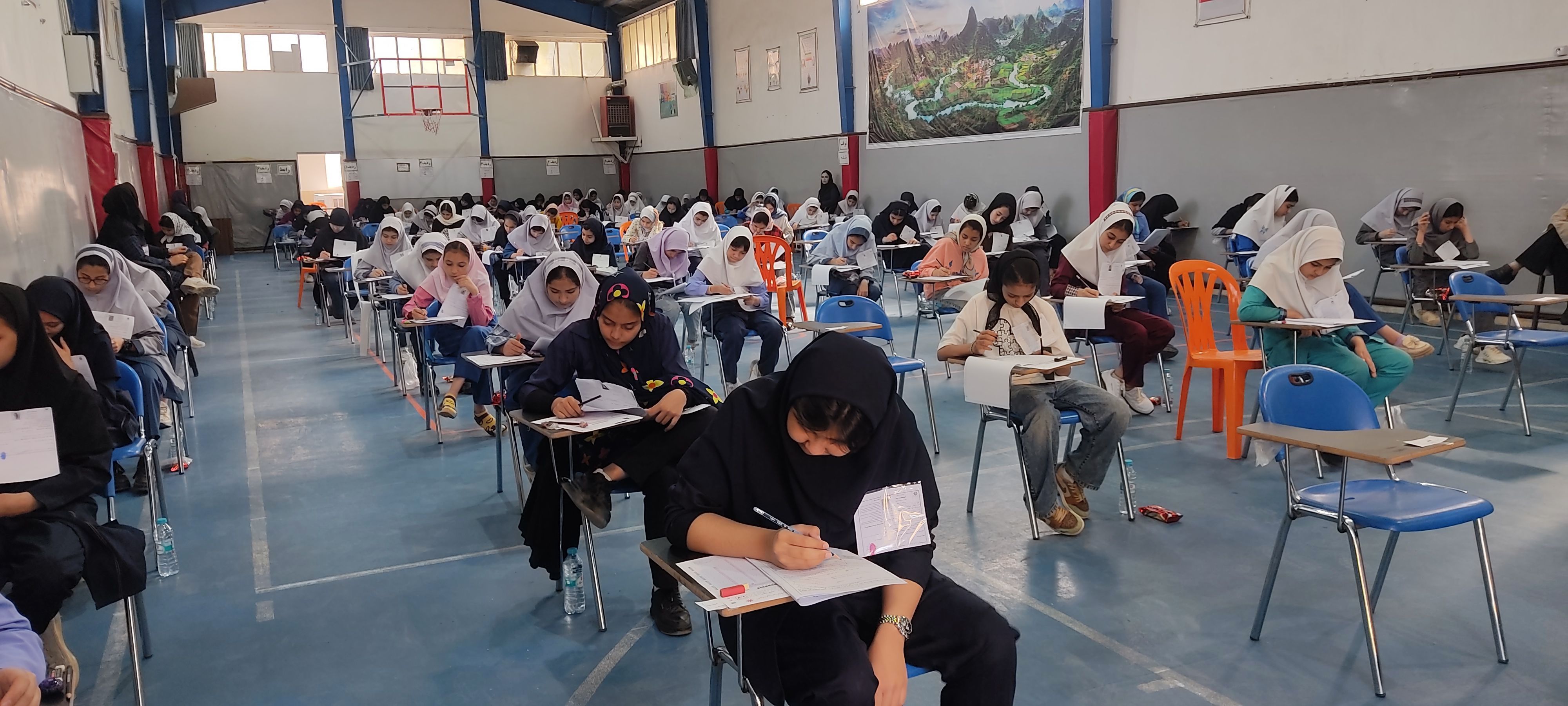 آزمون ورودی‌پایه‌هفتم‌ مدارس استعدادهای‌ درخشان همزمان با سراسر کشور