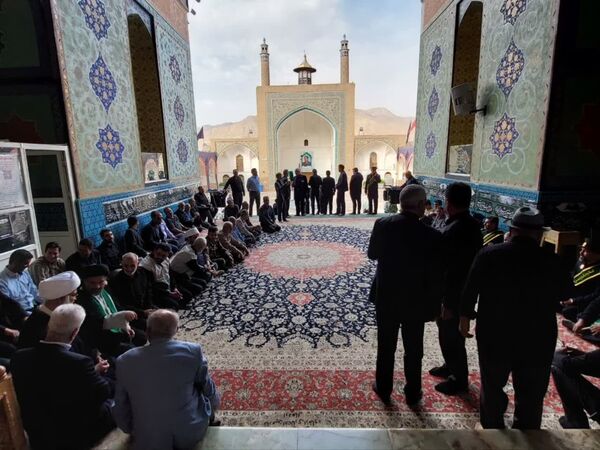 مراسم غبار روبی و زیارت ضریح مطهر سلطانعلی ابن امام محمد باقر (ع) در کربلای ایران 