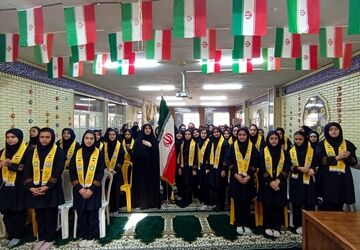  آیین باشکوه زنگ انقلاب در دبیرستان شهید بهشتی