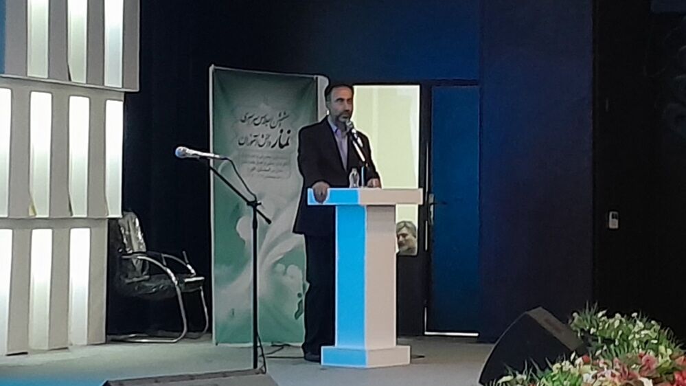 اهمیت نماز در تربیت نسل آینده و کاهش آسیب‌های اجتماعی بسیار مهم است