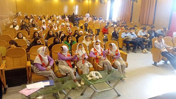 دبیرستان جرجانی میزبان شور و هنر دانش‌آموزان الیگودرز شد