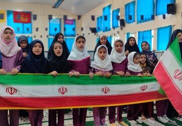 طنین «باید برخاست» در مصلی امام خمینی(ره) دیشموک