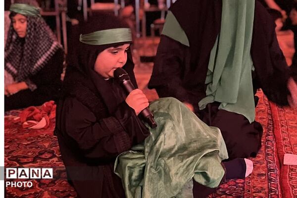 مراسم تعزیه خوانی دهه اول محرم در شهرک گلشهر چهاردانگه