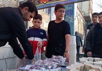 موکب دانش‌آموزی و فرهنگیان در بزرگداشت امام شهیدم