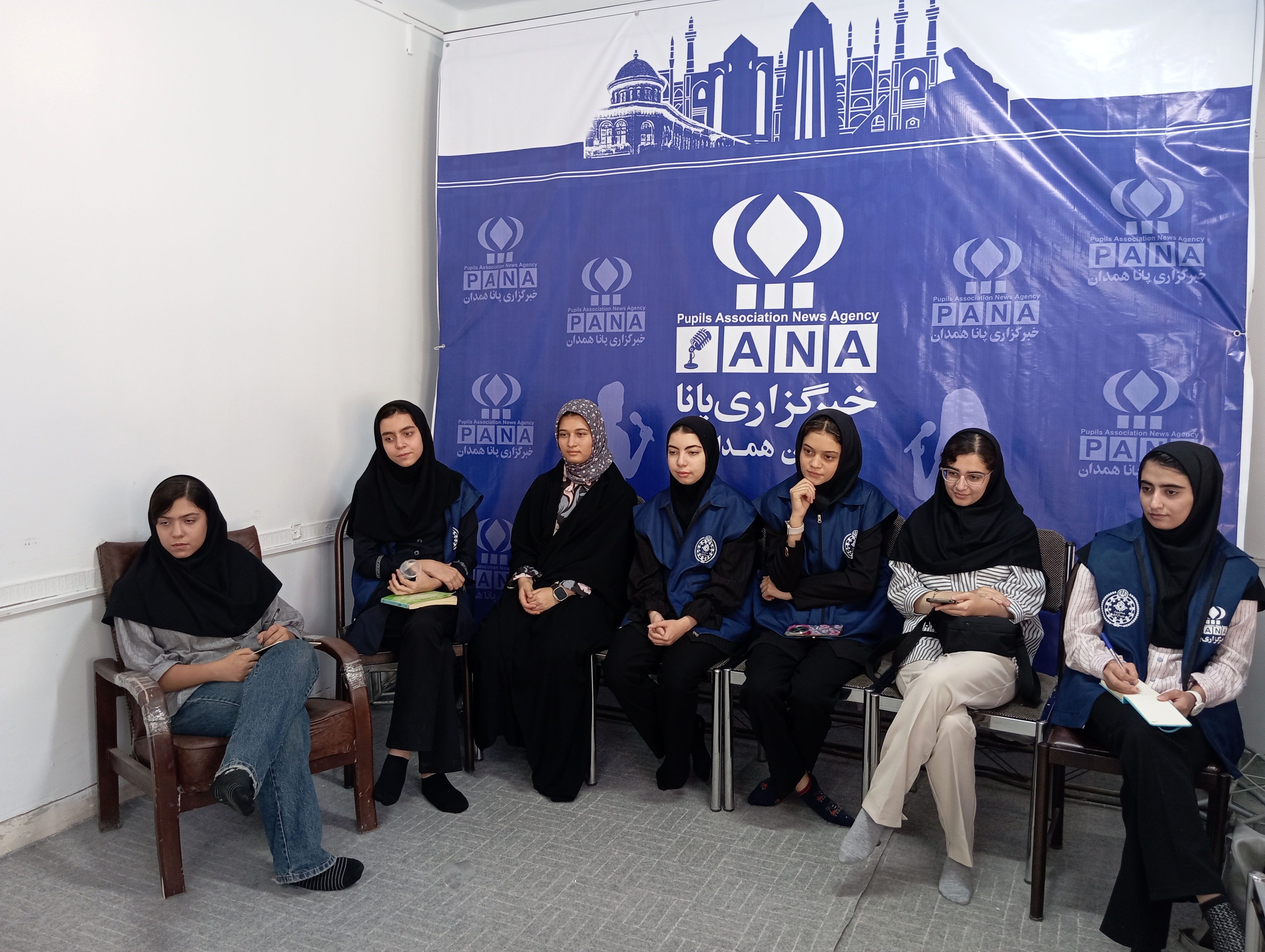 کارگاه آموزشی «نوراوی مهر» با حضور اساتید رسانه ملی و مشارکت فعال خبرنگاران پانا همدان برگزار شد 