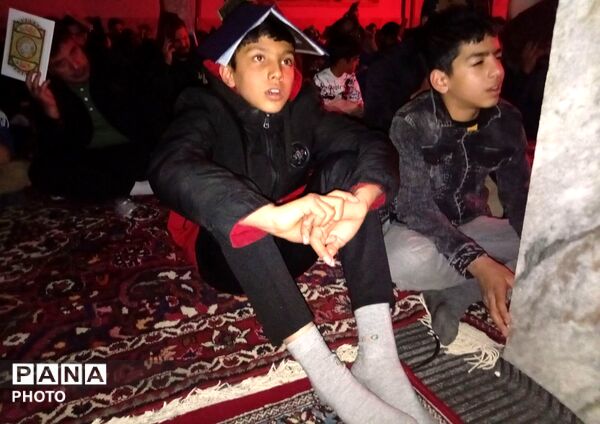 چلیچه در شب قدر غرق نور و نیایش شد