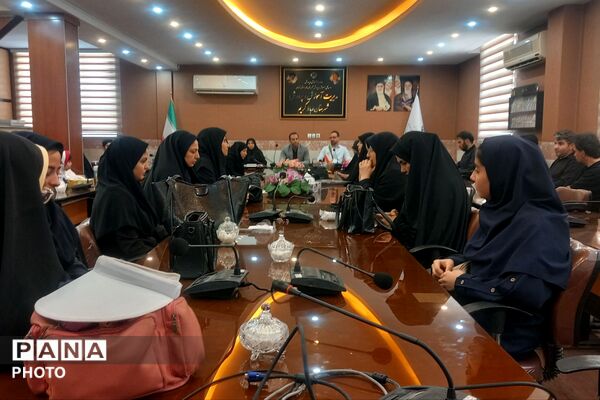 هم‌اندیشی مربیان پرورشی رباط‌کریم 