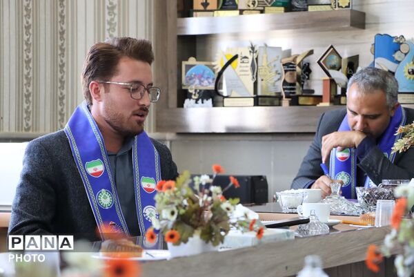 تجلیل از راویان صادق پانا در رشتخوار