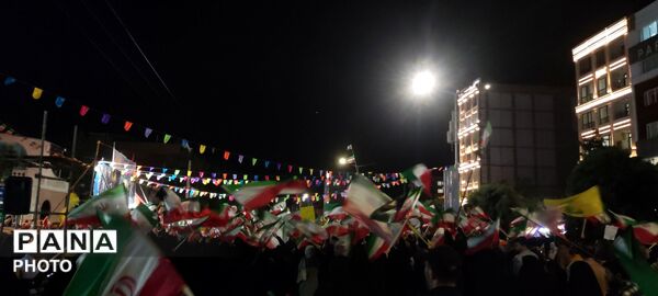  شبی آکنده از عطر رضوی در حسینیه فضل نیشابور