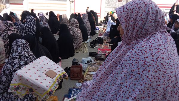 نماز باشکوه عید فطر با استقبال بی‌نظیر مردم شهر بن اقامه شد