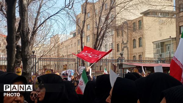 تشیع پیکر دو شهید فارسانی در شهرکرد