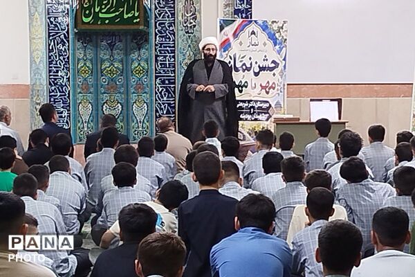 نواخته شدن زنگ بندگی در یک مهر در دبیرستان شهیدان پودینه و شریعتی