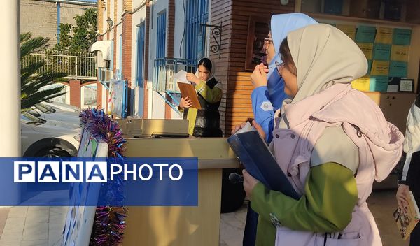 هفته بسیج دانش‌آموزی در دبیرستان فرزانگان قائمشهر