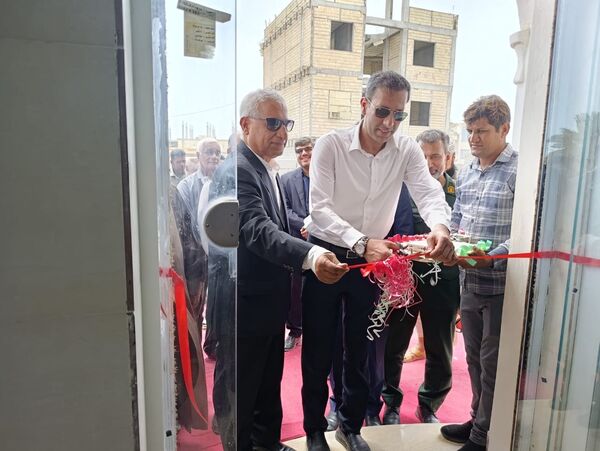 هفته دولت در جاسک؛ از تجلیل کادر درمان تا افتتاح مزرعه ۲۰ هکتاری میگو
