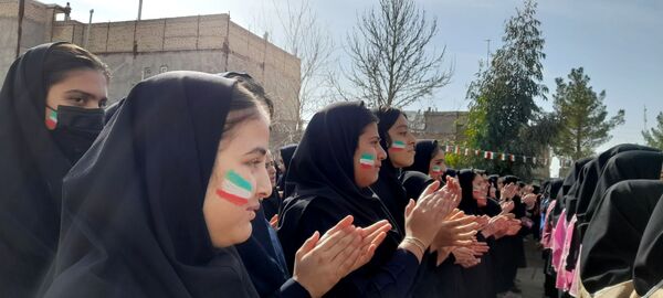 جام اقتدار در آموزشگاه مرحوم پاکدل خلیل آباد 