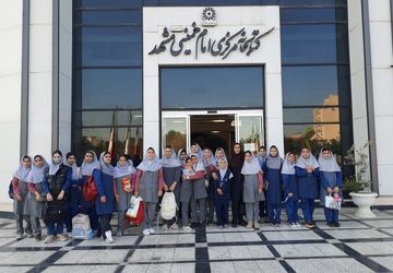 روایت بازدید دانش آموزان دبستان نورا از کتابخانه