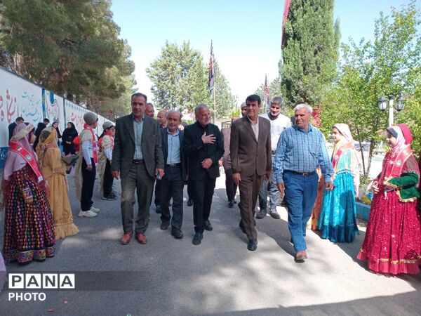 جشن روز معلم با حضور معاون پرورشی و فرهنگی وزیر آموزش و پرورش در یاسوج 