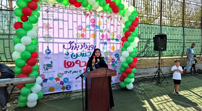 جشن غنچه‌ها در آموزش و پرورش منطقه 5 تهران