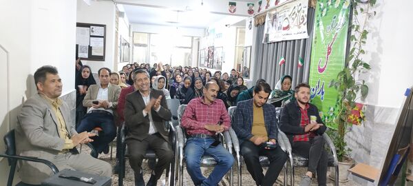 برگزاری جلسه انجمن اولیا و مربیان در دبستان هیات امنایی قرآنی مبین شیروان