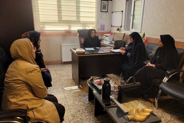 بازدید سرگروه کیفیت بخشی فعالیت‌های پرورشی از مدارس ناحیه 2 شهرری 