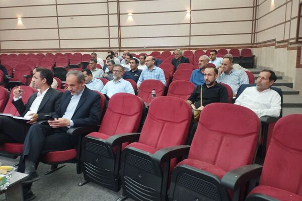 ترسیم نقشه راه مدیریت مدارس؛ برگزاری همایش مدارس تراز ویژه مدیران متوسطه اول در شهرستان قدس