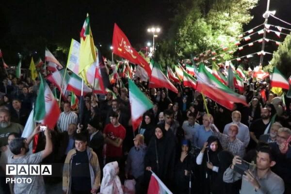 حضوری متفاوت در شبی به یادماندنی در سنگر خیابان
