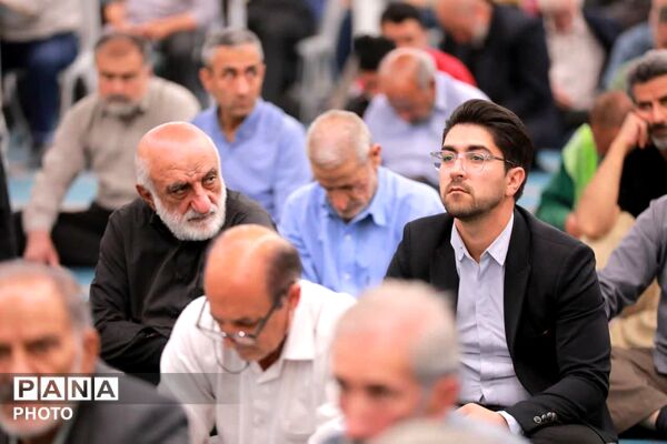 نماز جمعه ساوجبلاغ؛ تجلی معنویت، بصیرت و وحدت