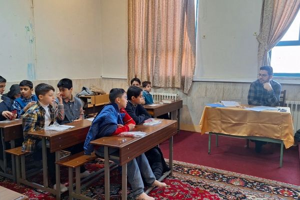 مسابقات قرآن و احکام پسران ابتدایی در دارالقرآن امام حسین(ع) ناحیه ۶ مشهد