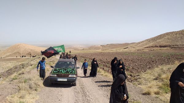 سربالا راهی نو برای جاماندگان اربعین، سفری پیاده به مزار کلاته بایزید