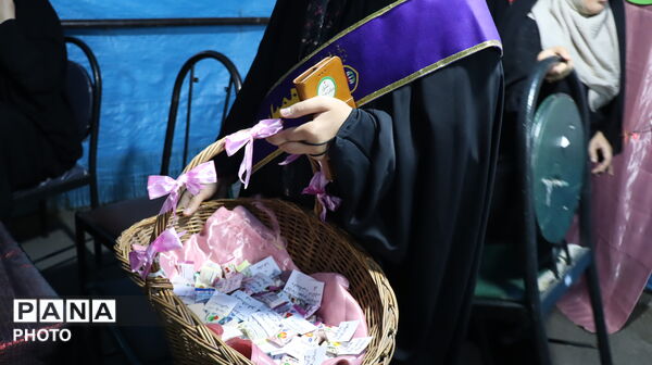  شور و نشاط دانش‌آموزی در موج اجتماع مردمی پاکدشت
