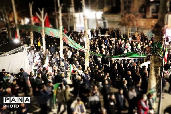 گردهمایی پرشور مردم وفادار و انقلابی چهاردانگه در دفاع از میهن و آرمان های انقلاب